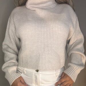 Babaton biege turtleneck